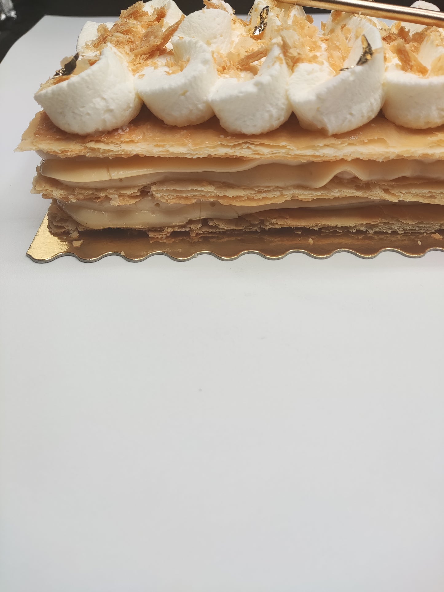 Milhoja de crema y nata