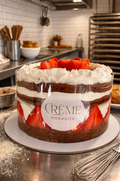 Tarta naked fresas o frambuesas con nata