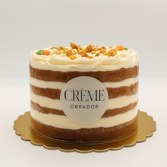 Tarta naked carrot cake
